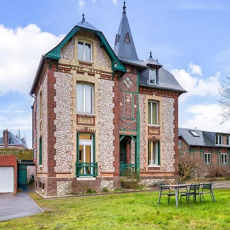 Appartamento Rose Ecrin De Charme Avec Parking Terrasse Privee Et Jardin Partage Grand-Couronne Esterno foto