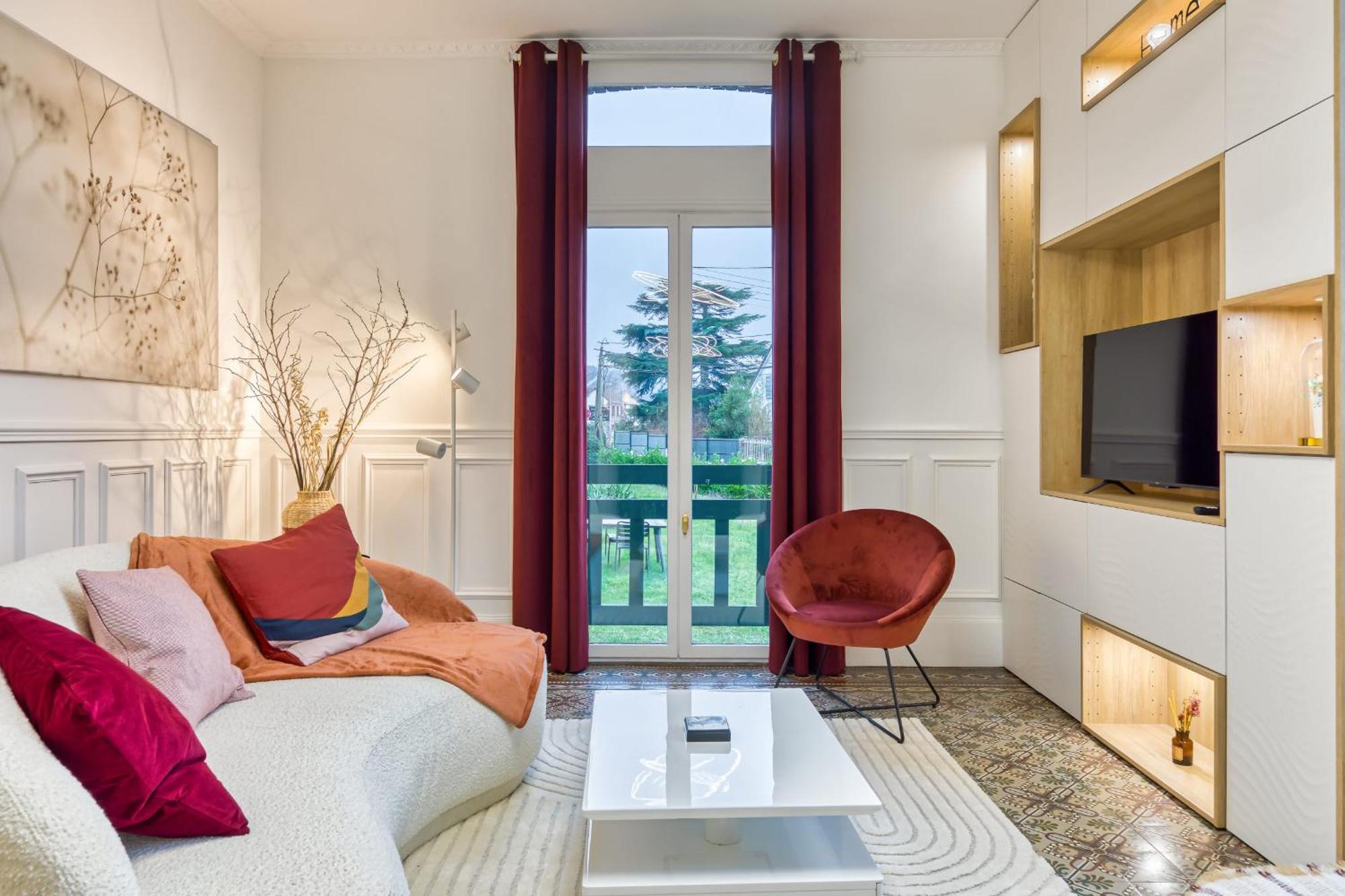 Appartamento Rose Ecrin De Charme Avec Parking Terrasse Privee Et Jardin Partage Grand-Couronne Esterno foto